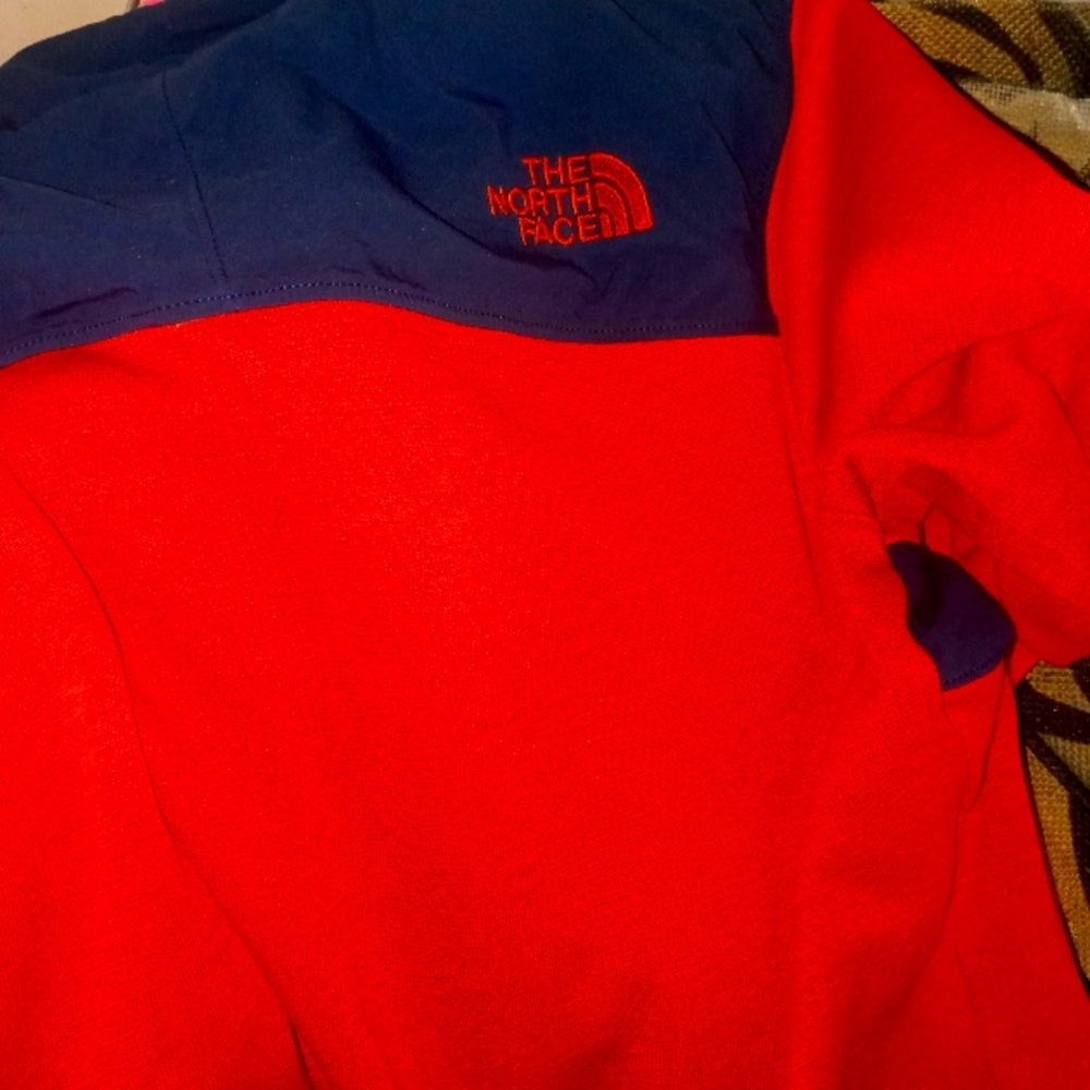 Small north face excellent condition